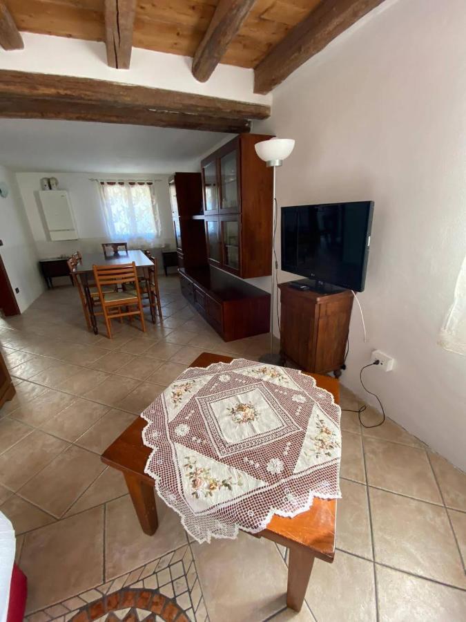 Bed and Breakfast Il Casale Del Miele Fraforeano Exterior foto